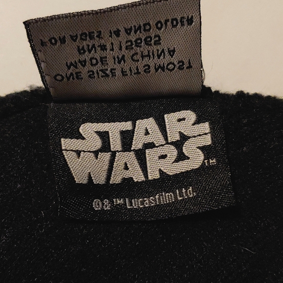 Star Wars Beanie - Picture 3 of 5